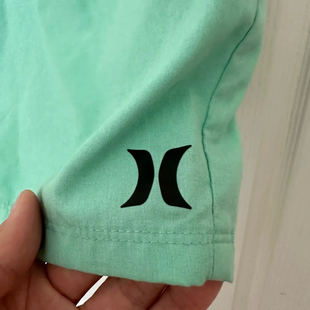 Hurley Boys Athletic Green Shorts Elastic Waist Band with Drawstring, Sz LGG